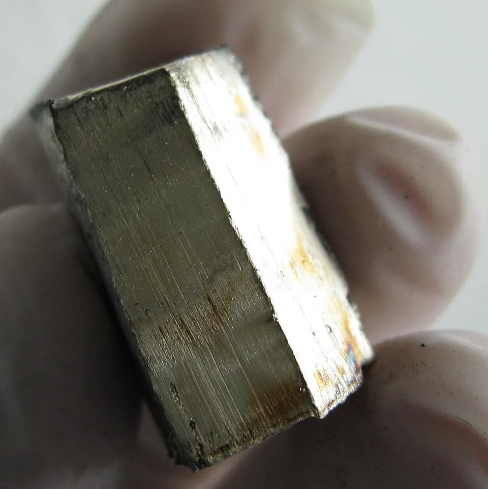 Japan Achieves 90% Lithium Recovery from Used EV Batteries in Recycling Breakthrough