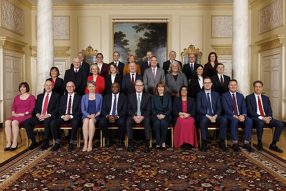 Keir Starmer Resigns as UK Prime Minister — Third PM to Fall in Four Years