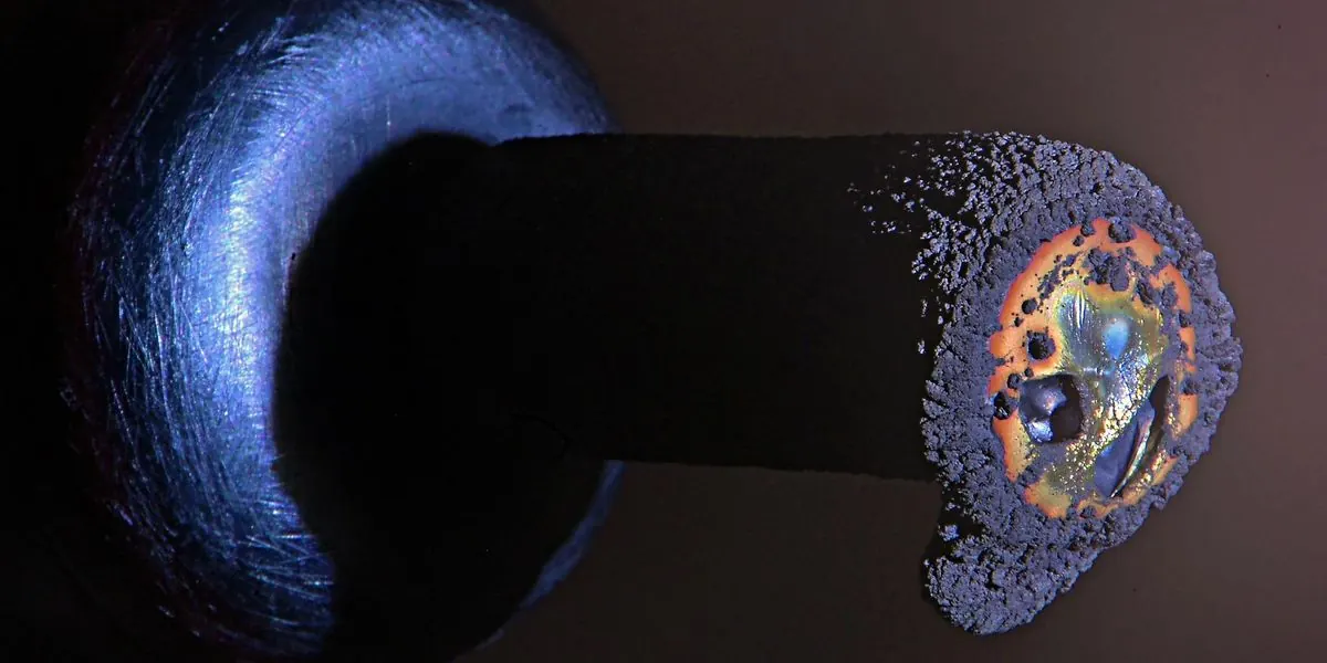 Plasma Tunnels Reveal How Dying Satellites Really Fall to Earth