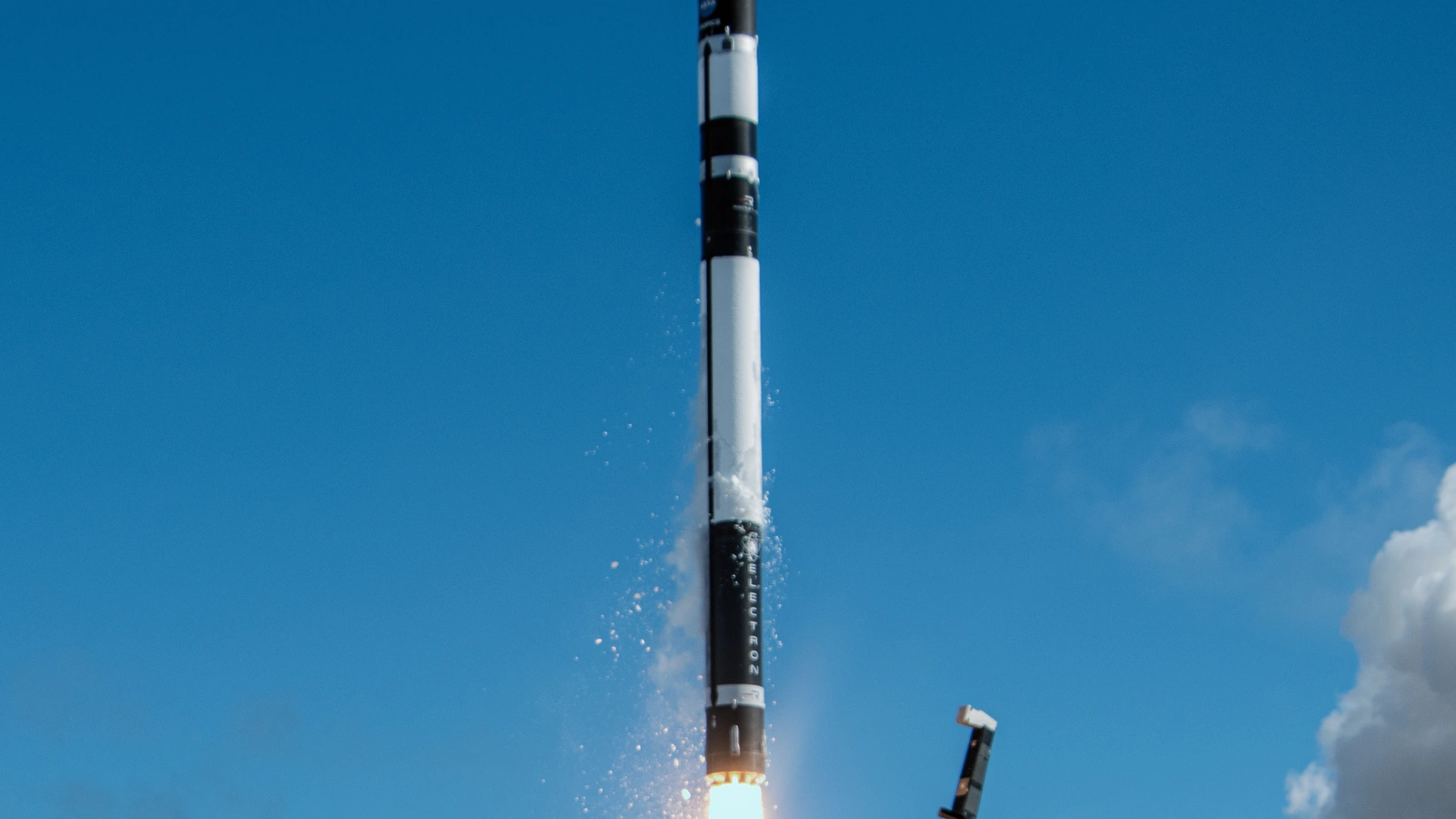 Rocket Lab Wins $397 Million Space Force Contract to Build Threat-Tracking Flatellites